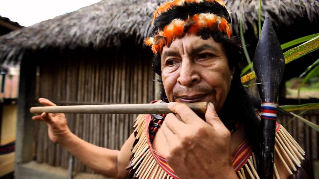 Los achuar abren sus aldeas al ecoturismo en la Amazonia