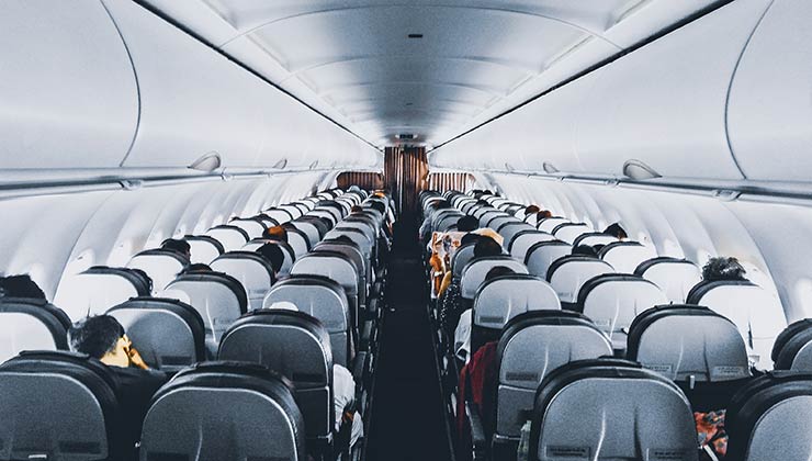 El desafío de la aviación sostenible es incrementar la cantidad de pasajeros y la autonomía de los vuelos (Foto de Sourav Mishra - Pexels).