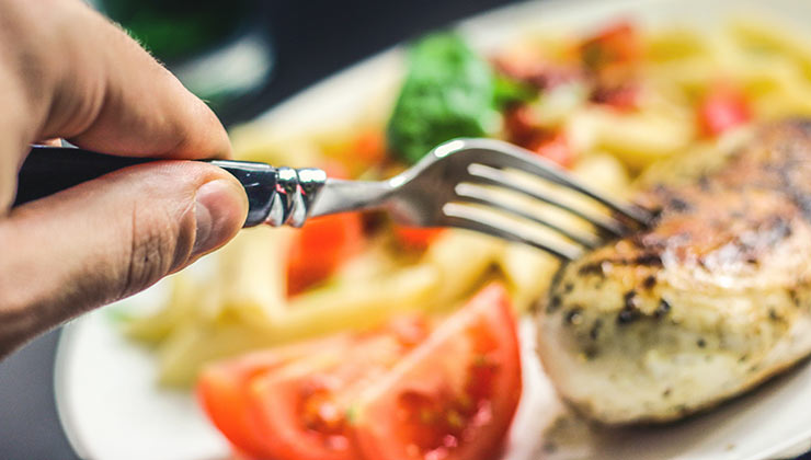 La alimentación saludable es clave para el desarrollo de las personas. 