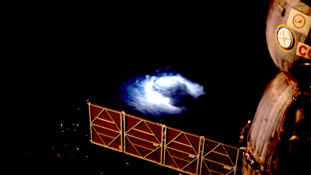 Así se ve una tormenta desde la Estación Espacial (Foto de la Agencia Espacial Europea).