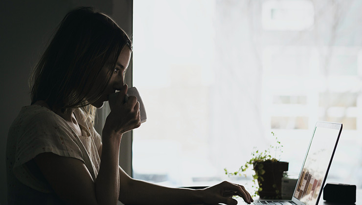 El sedentarismo es un mal hábito que degrada la salud de las personas (Foto de Burst - Pexels).