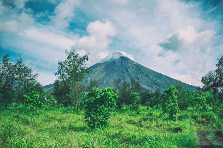 El monte Mayón es ícono del imaginario de un volcán