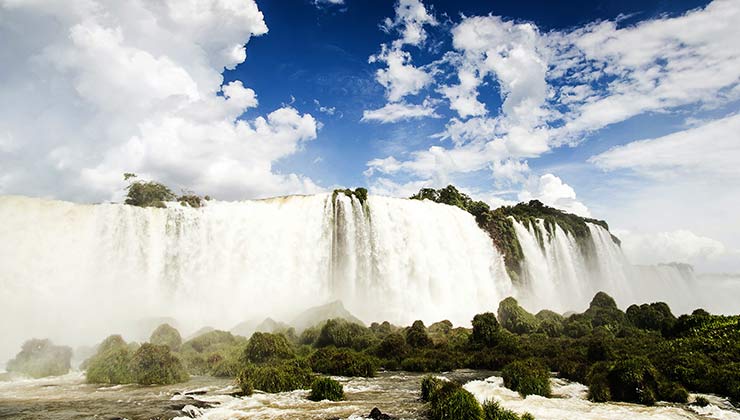 El sistema de las Cataratas del Iguazú está formado por 275 saltos de agua (Foto de Luis Poleti - Pexels). 