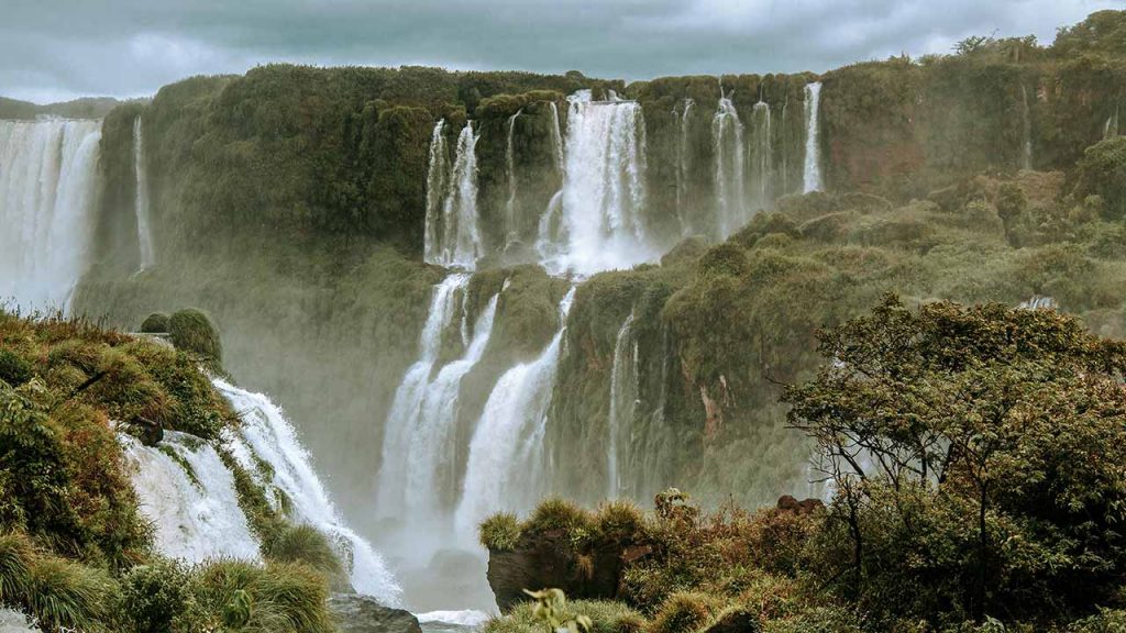 Las Cataratas del Iguazú son una de las Siete Maravillas Naturales del planta (Foto de Diego Rezende - Pexels).