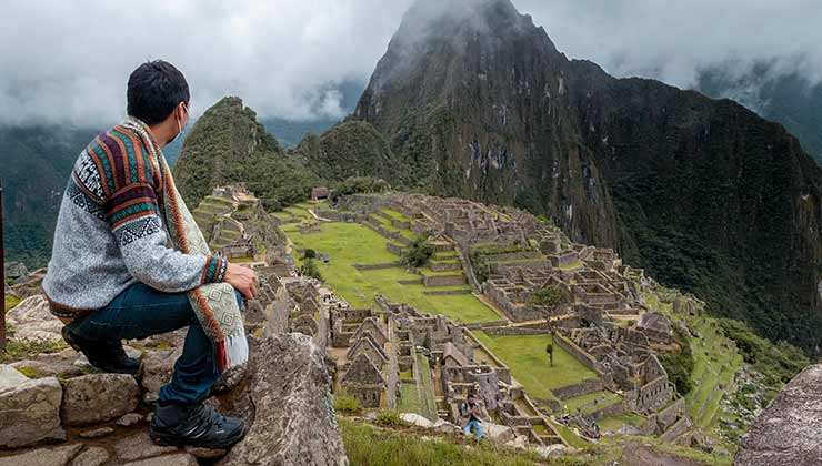 El trekking que te lleva al Machu Pichu es un viaje espiritual que a muchos les cambia la vida (Foto de Gilmer Díaz - Pexels).