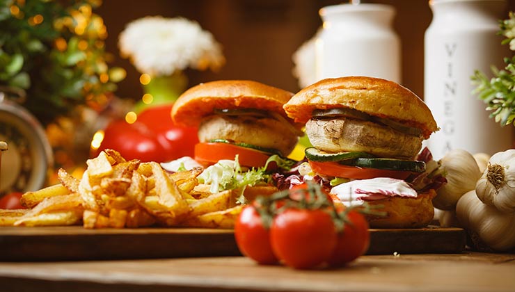 Hamburguesa de hongos, un toque delicado para el paladar (Foto de Andrei Marina - Pexels).